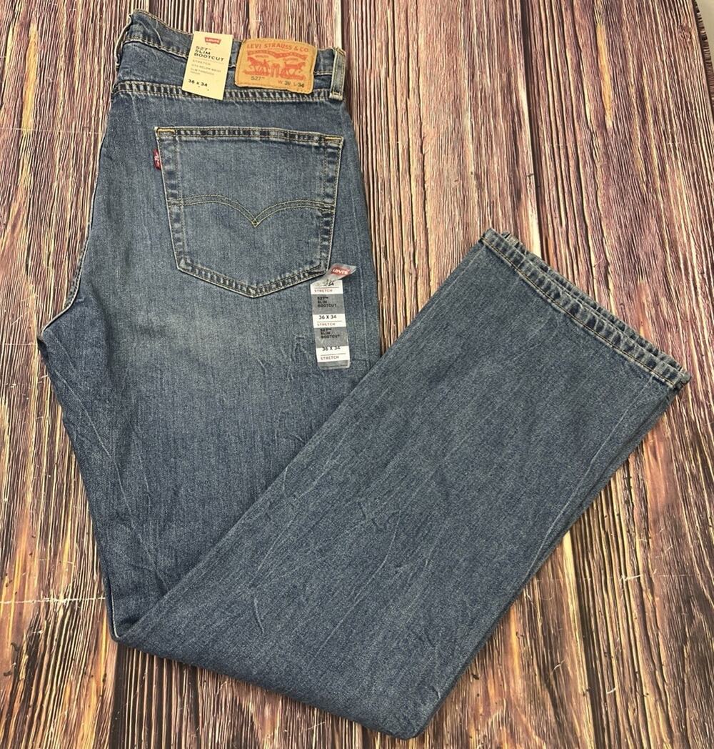 NWT Levis 527 Slim Boot Cut Light Wash Jeans Size 36x34 (Measures 36x33)